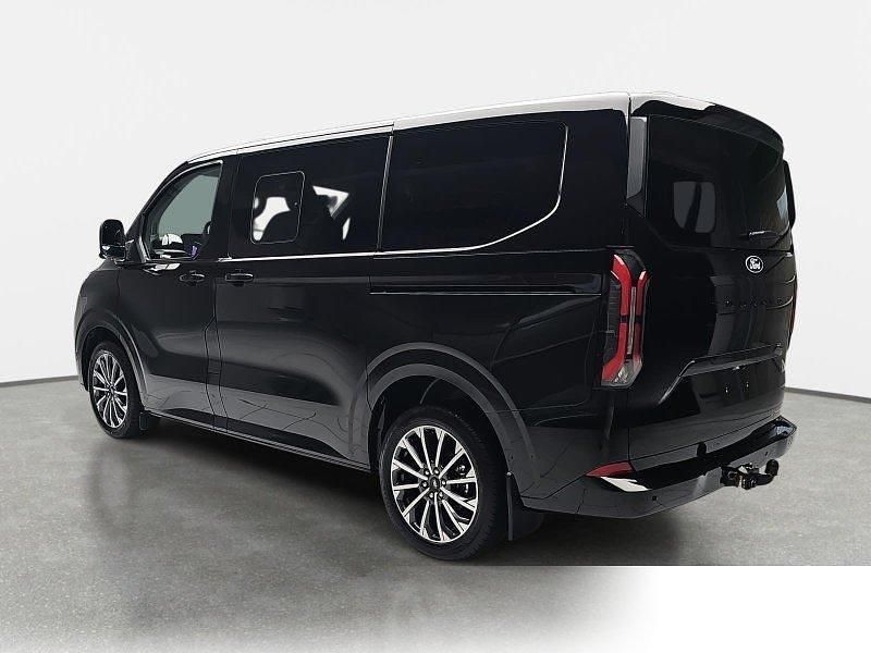 Neu Ford Tourneo Custom 170 PS (125 kW) 2026 Metallic Van