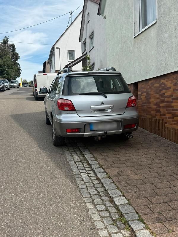 Gebraucht Mitsubishi Outlander 147 PS (108 kW) 2005 Grau SUV
