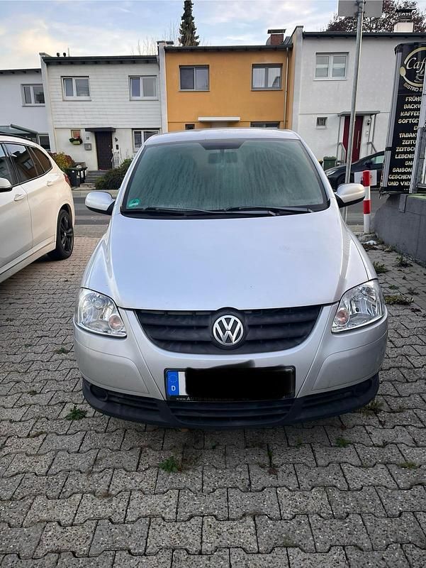 Grau Gebraucht 2005 VW Fox Kleinwagen | 400 € (Superpreis) - Bild 1/4