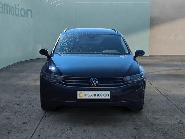 Gebraucht VW Passat 150 PS (110 kW) 2023 Blau Van / Kleinbus