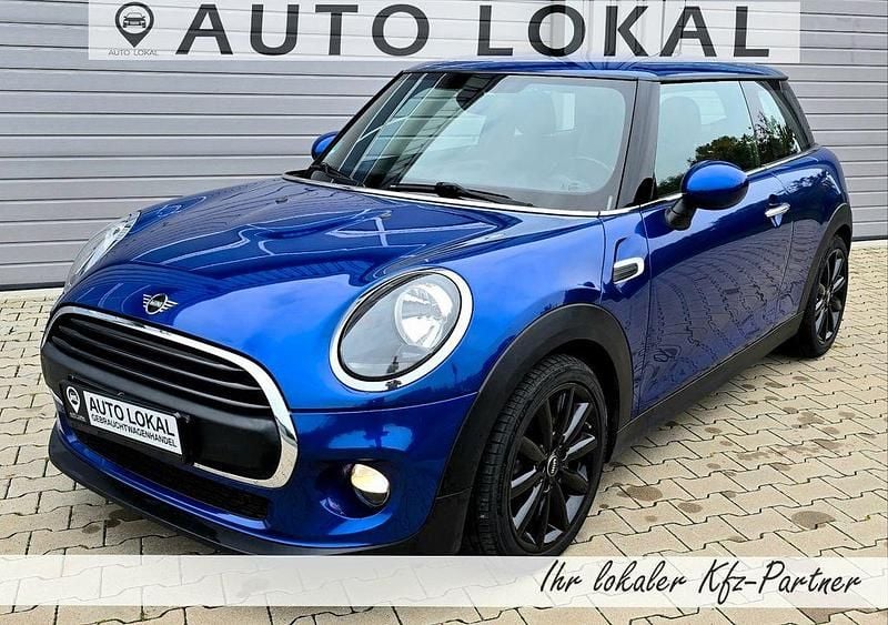 Blau Gebraucht 2018 Mini ONE Kleinwagen | 11.490 € (Guter Preis) - Bild 1/4