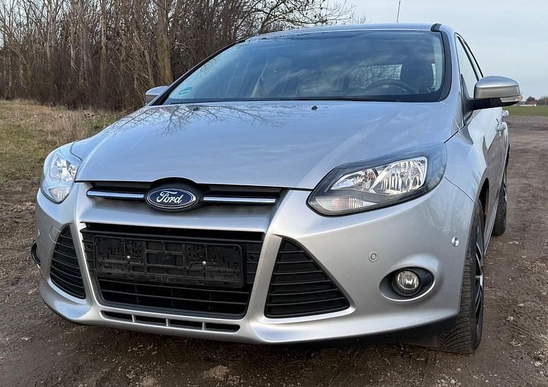 Usata Ford Focus 101 CV (74 kW) 2013 Argento Station wagon