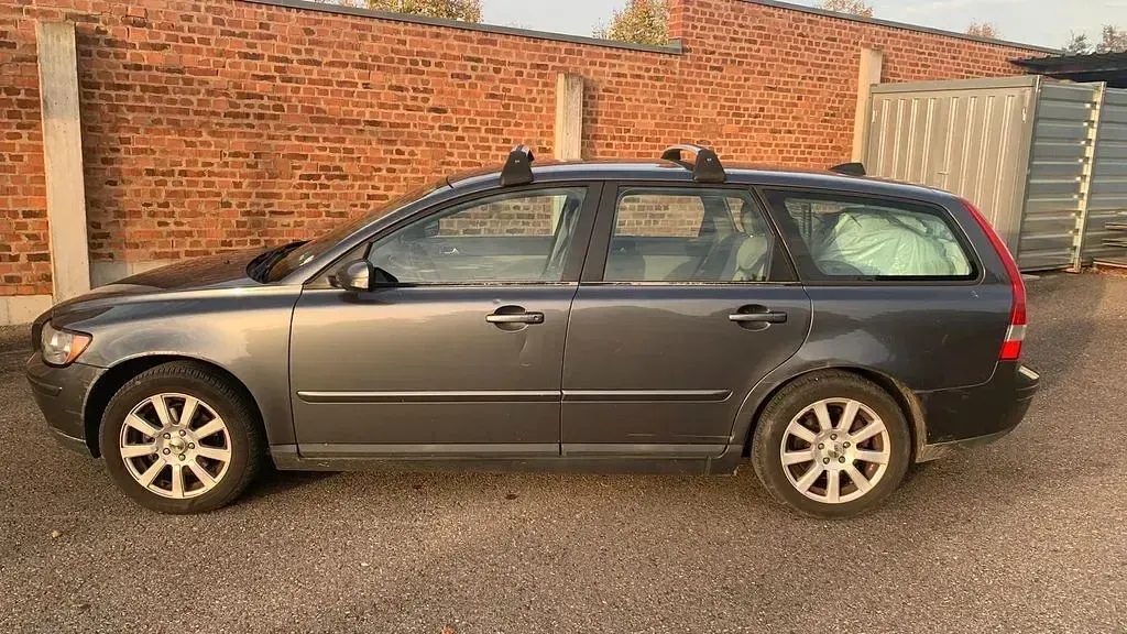 Gebraucht Volvo V50 101 PS (74 kW) 2005 Silber Kombi