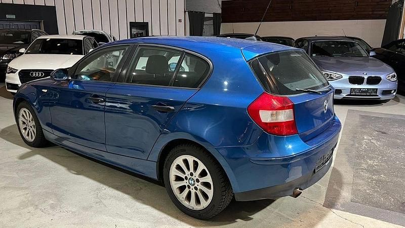 Blau Gebraucht 2005 BMW 116 Kleinwagen | 1.500 € (Superpreis) - Bild 1/4
