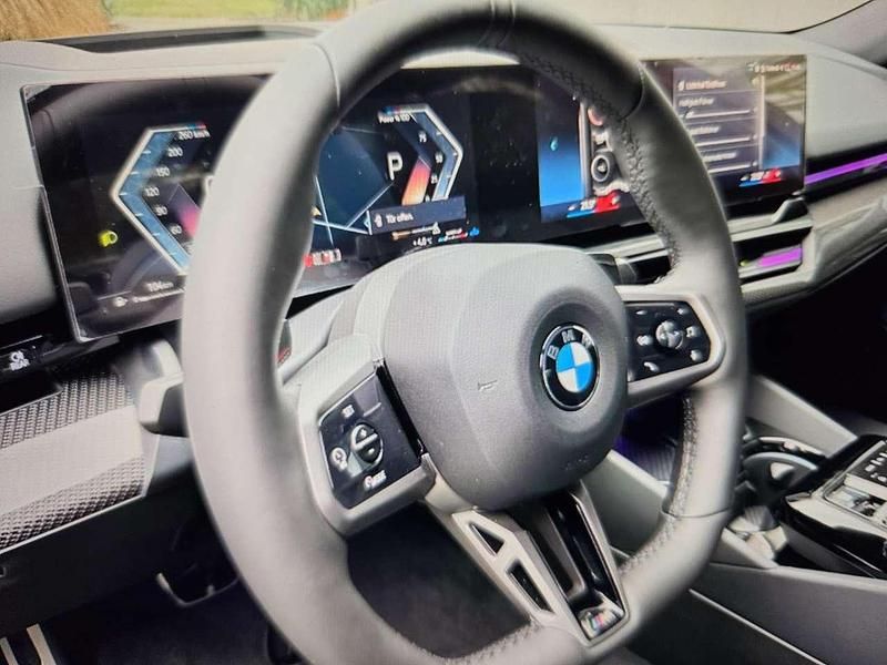 Gebraucht BMW 520 M Sport 190 PS (139 kW) 2023 Schwarz Limousine