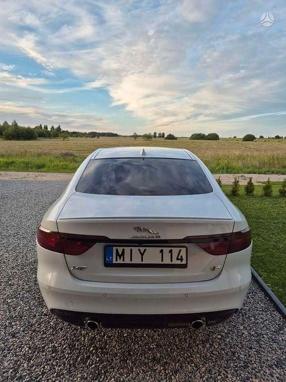Gebraucht Jaguar XF S 381 PS (280 kW) 2017 Weiß Limousine