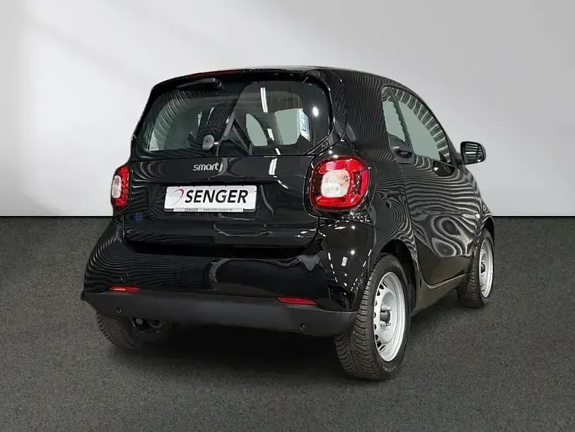 Gebraucht Smart ForTwo Electric Drive 60 kW (82 PS) 2023 Schwarz Kleinwagen