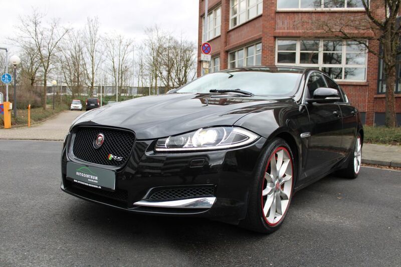 Gebraucht Jaguar XF 510 PS (375 kW) 2015 Santorini black metallic Limousine