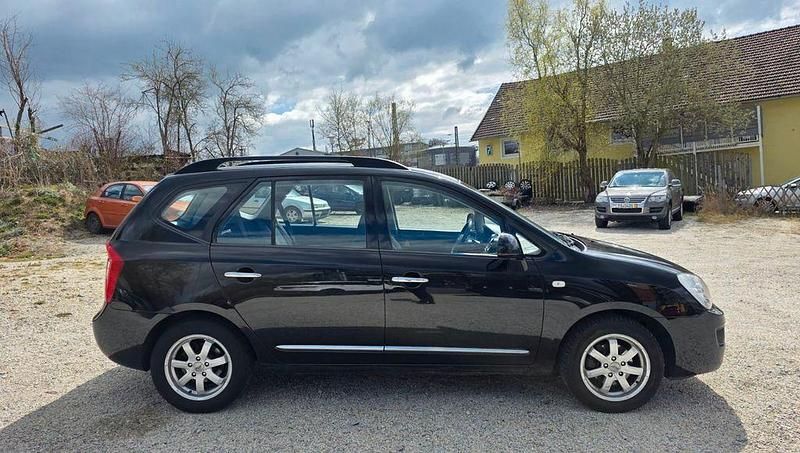 Gebraucht Kia Carens EX 140 PS (102 kW) 2010 Schwarz Van / Kleinbus