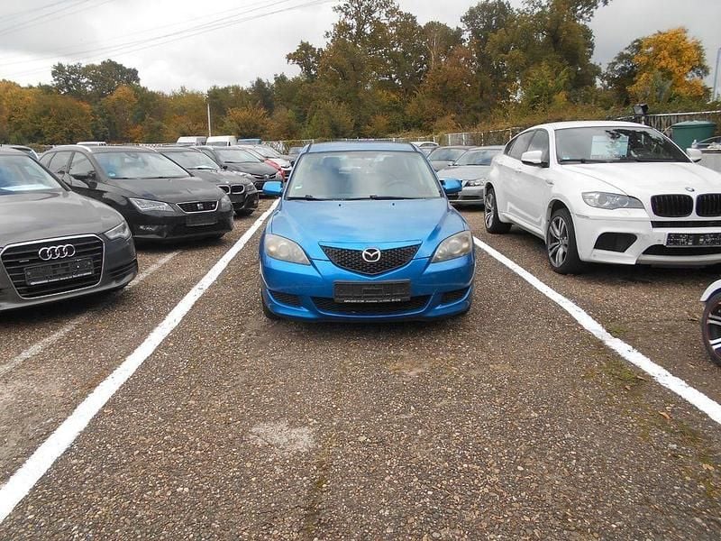 Blau Gebraucht 2005 Mazda 3 Comfort Limousine | 1.900 € (Guter Preis) - Bild 1/4