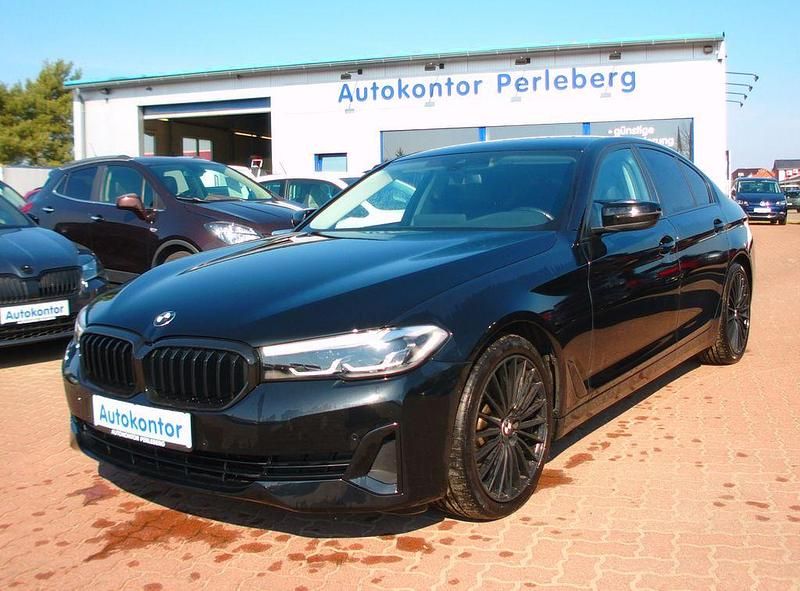 Gebraucht BMW 520 Shadowline 190 PS (139 kW) 2021 Schwarz Limousine