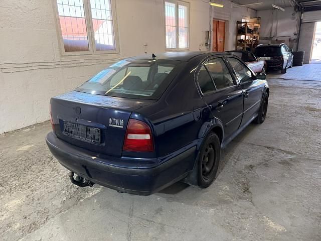 Gebraucht Skoda Octavia 75 PS (55 kW) 1998 Blau Limousine