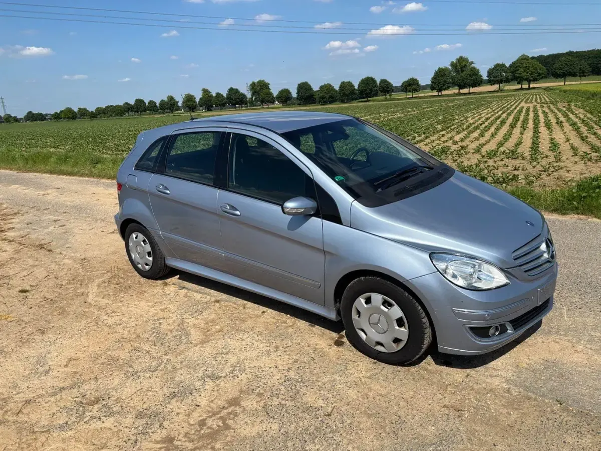 Gebraucht Mercedes B170 116 PS (85 kW) 2006 Blau Van / Kleinbus