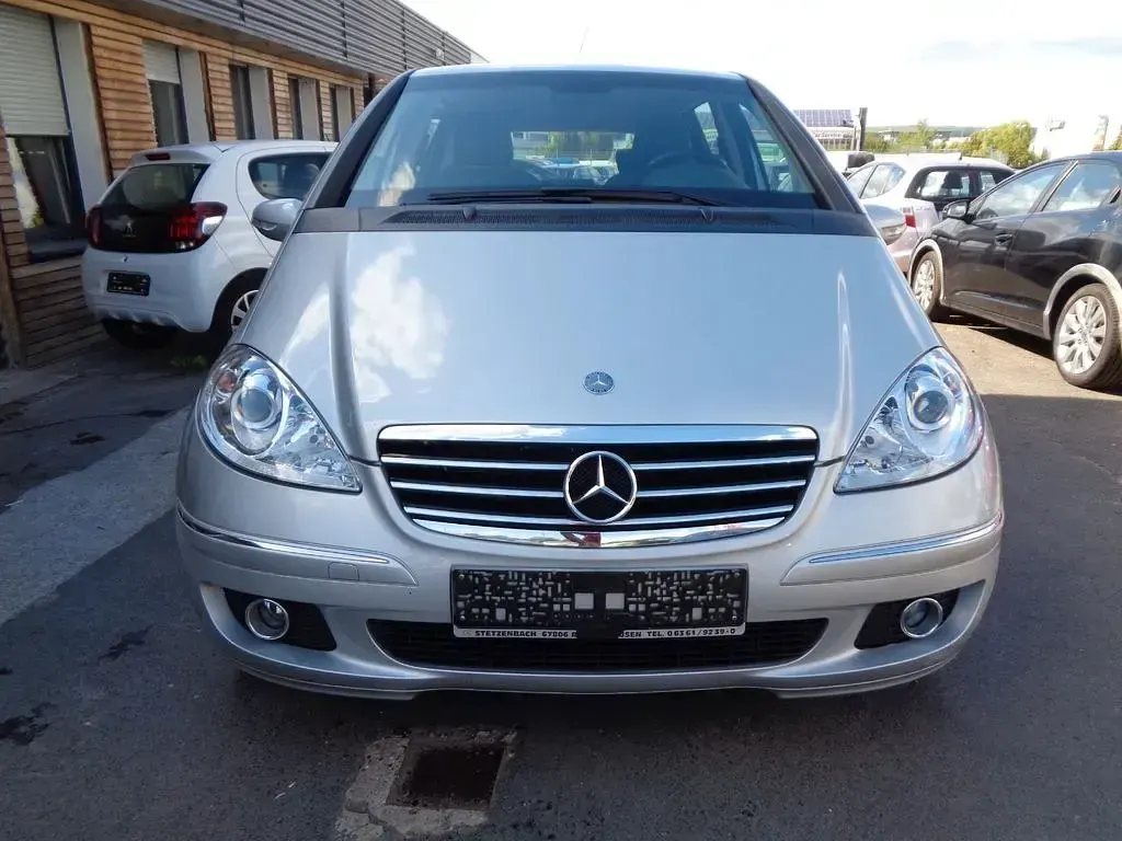Gebraucht Mercedes A170 116 PS (85 kW) 2005 Silber Limousine