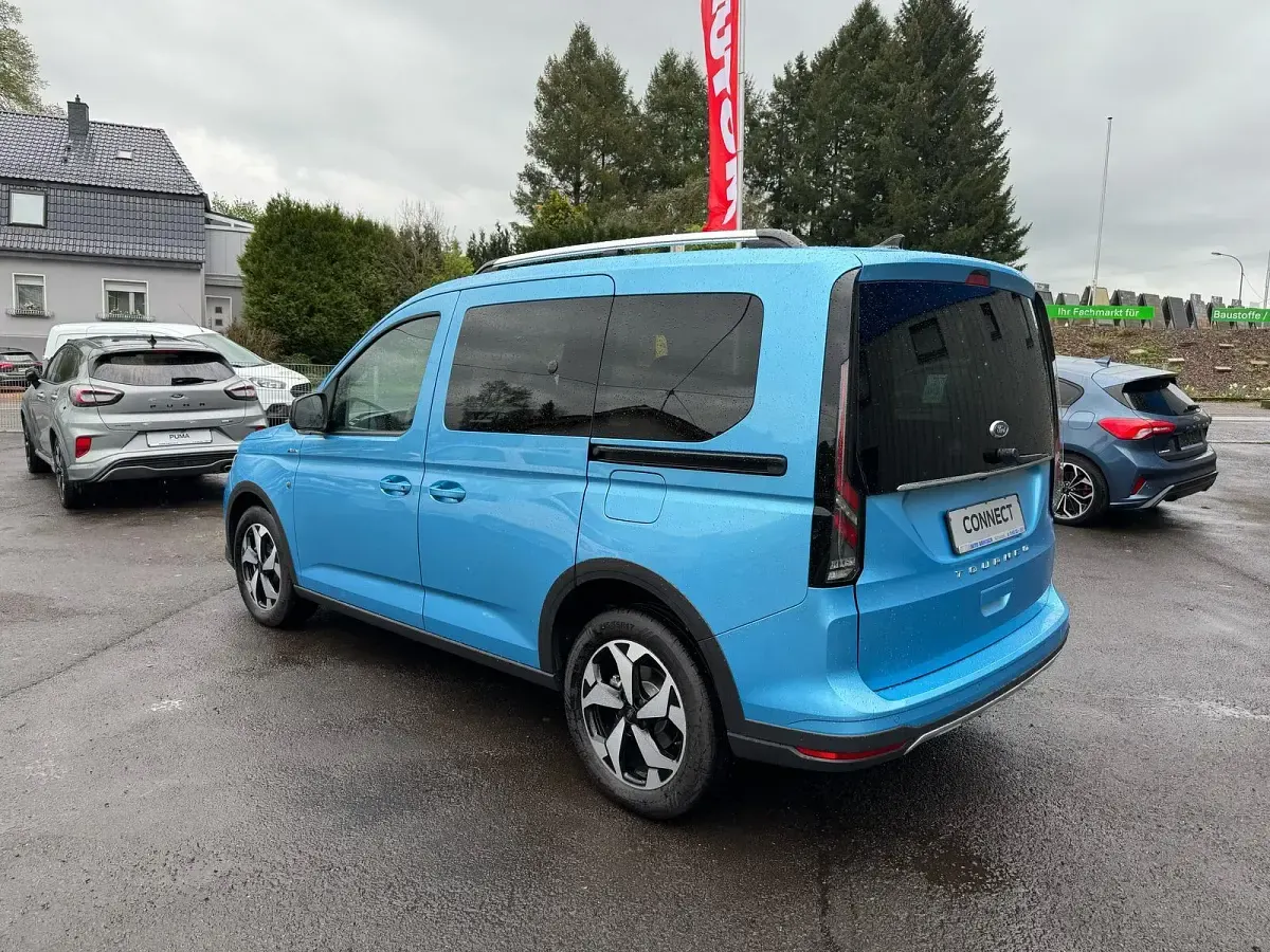 Gebraucht Ford Tourneo Connect Active 122 PS (89 kW) 2024 Boundless blue Van / Kleinbus