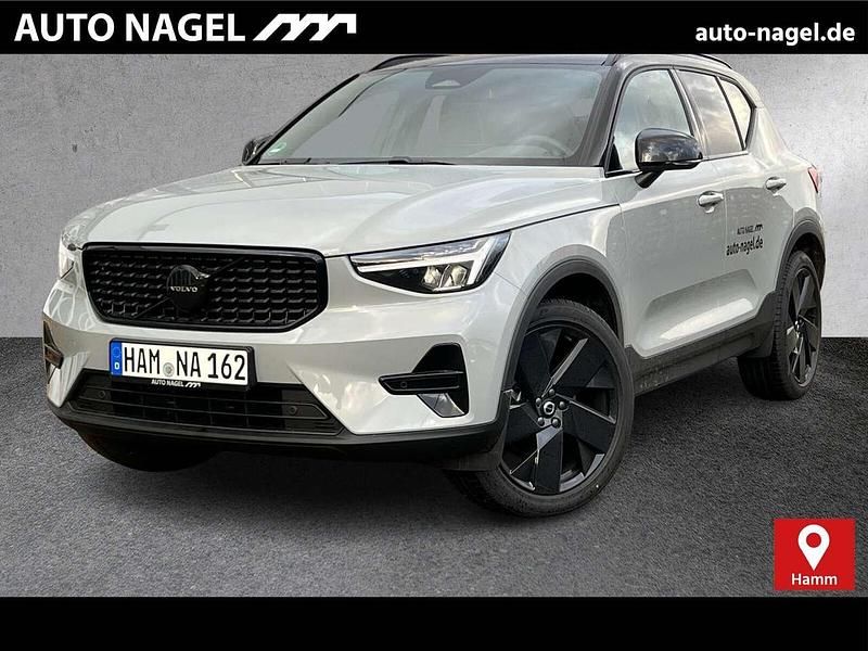 Vapour grey / Gebraucht 2025 Volvo XC40 Plus SUV | 38.500 € (Fairer Preis) - Bild 1/4
