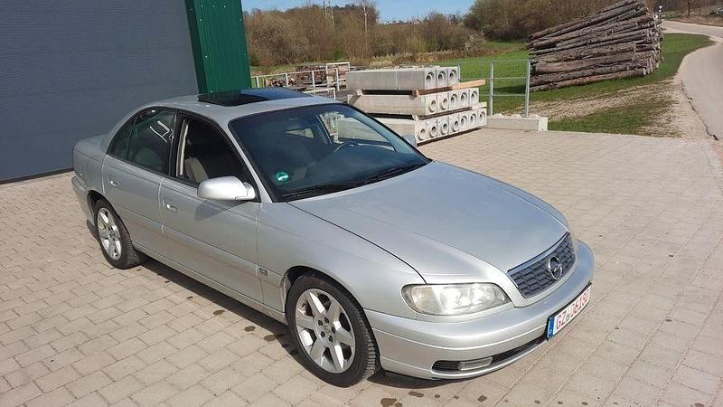 Gebraucht Opel Omega Edition 179 PS (131 kW) 2002 Silber Limousine