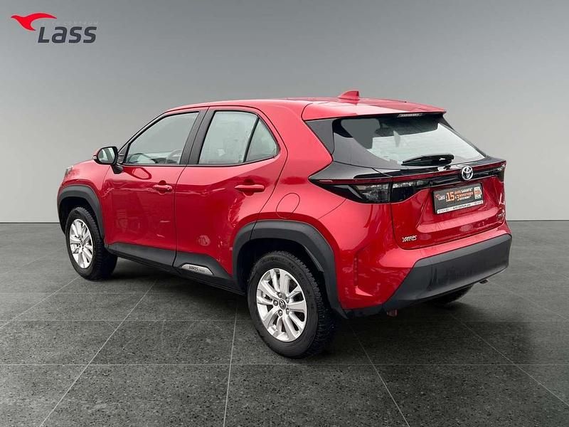 Gebraucht Toyota Yaris Cross Comfort 116 PS (85 kW) 2023 Emotional red 2 SUV