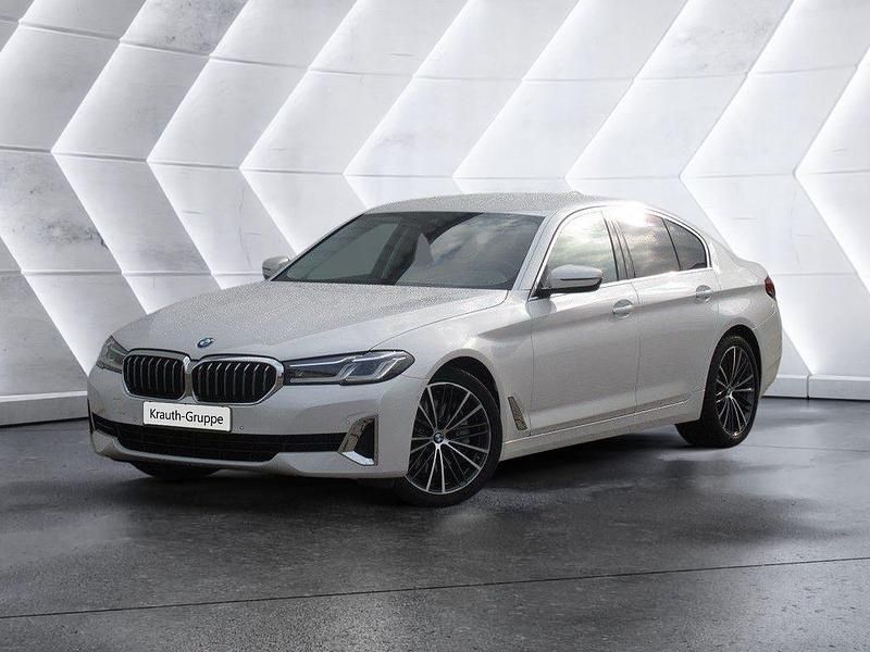 Weiß Gebraucht 2022 BMW 540 Luxury Line Limousine | 49.900 € (Fairer Preis) - Bild 1/4