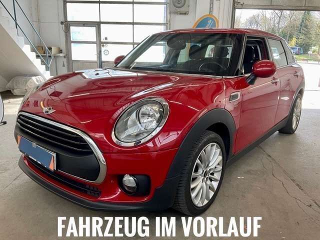 Blazing red ii metallic Gebraucht 2018 Mini One Clubman Kombi | 11.995 € (Fairer Preis) - Bild 1/4