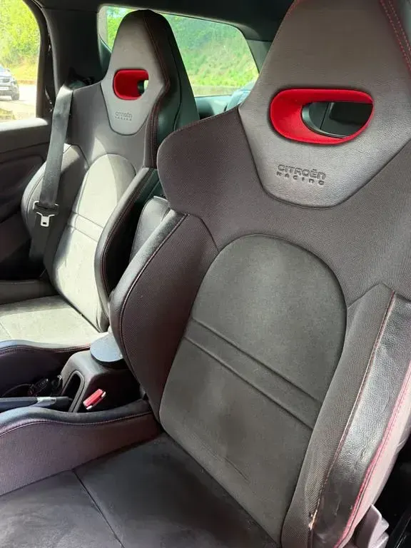 Gebraucht Citroën DS3 207 PS (152 kW) 2012 Schwarz Kleinwagen
