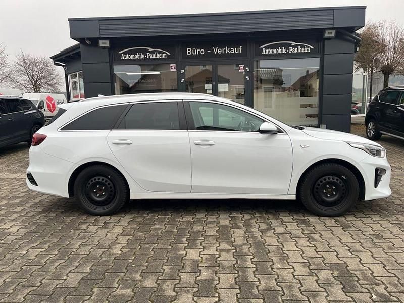 Gebraucht Kia Ceed Sportswagon Silver 136 PS (100 kW) 2021 Weiß Kombi