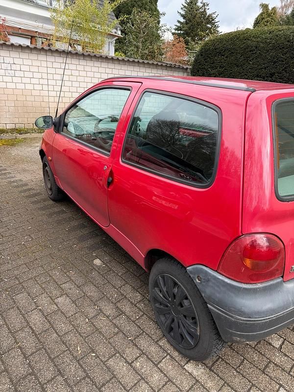 Gebraucht Renault Twingo Authentique 58 PS (42 kW) 2003 Rot Kleinwagen