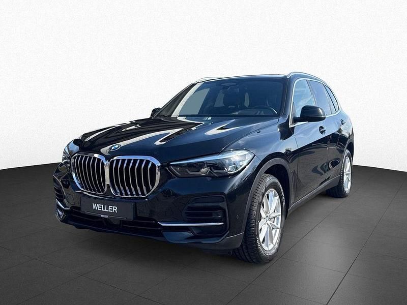 Gebraucht BMW X5 Performance 286 PS (210 kW) 2023 Black sapphire (schwarz) SUV