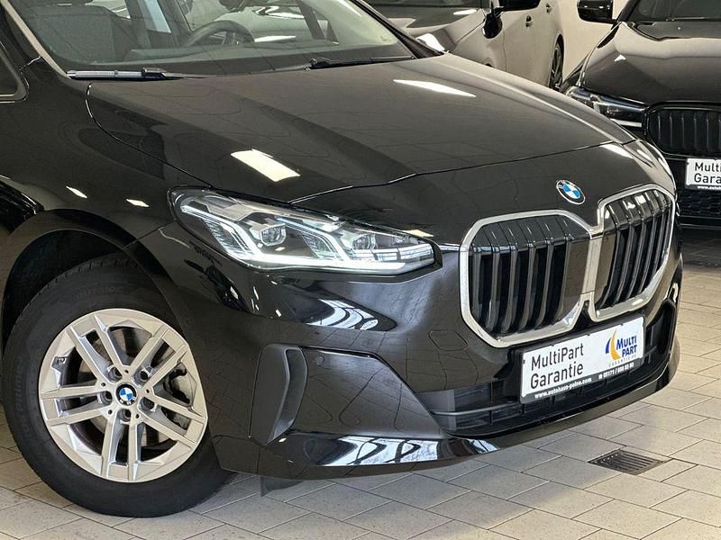 Gebraucht BMW 218 150 PS (110 kW) 2022 Schwarz Van / Kleinbus