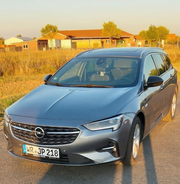 Grau Gebraucht 2021 Opel Insignia Elegance Kombi | 15.950 € (Superpreis) - Bild 1/4