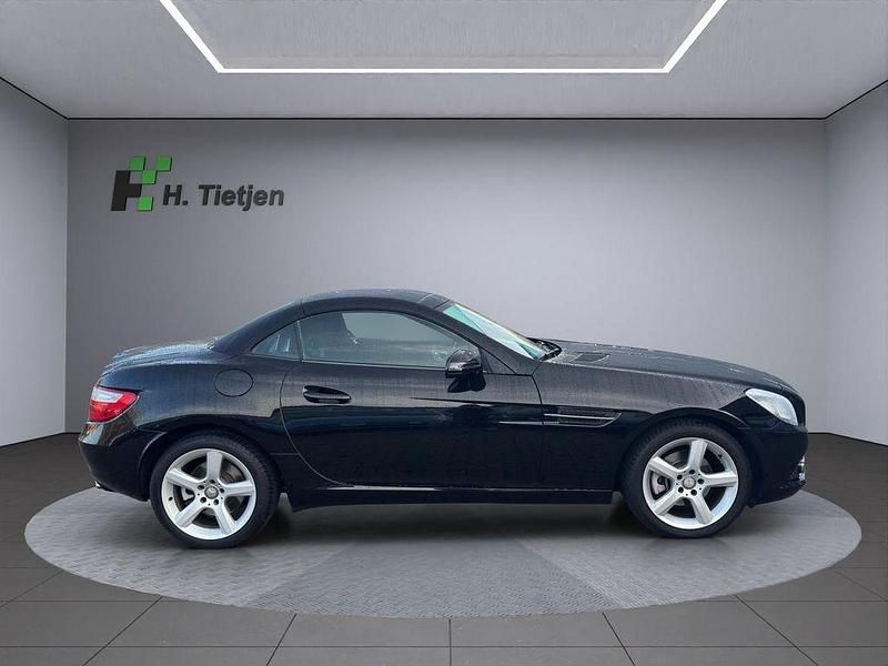 Gebraucht Mercedes SLK200 184 PS (135 kW) 2014 Schwarz Cabrio
