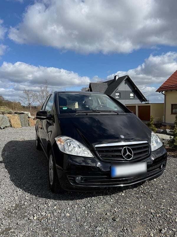 Gebraucht Mercedes A160 96 PS (70 kW) 2009 Schwarz Kleinwagen