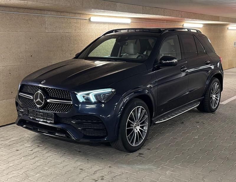 Blau Gebraucht 2021 Mercedes GLE350 AMG SUV | 45.490 € (Fairer Preis) - Bild 1/4