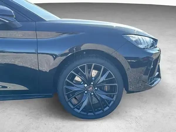 Nowe Cupra Leon 300 KM (220 kW) 2026 Czarny Sedan/Limuzyna