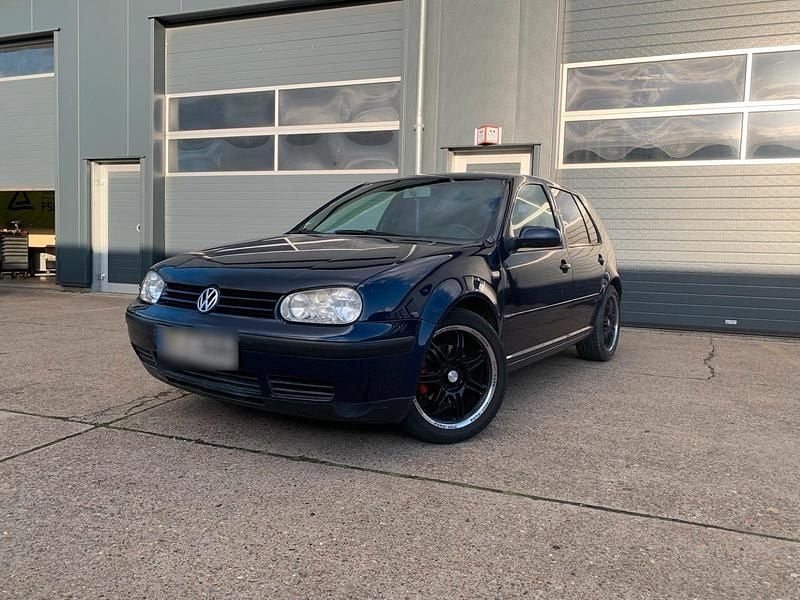 Gebraucht VW Golf IV 200 PS (147 kW) 2003 Blau Limousine