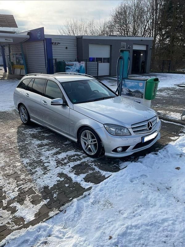 Silber Gebraucht 2009 Mercedes C320 AMG line Kombi | 6.999 € (Guter Preis) - Bild 1/4
