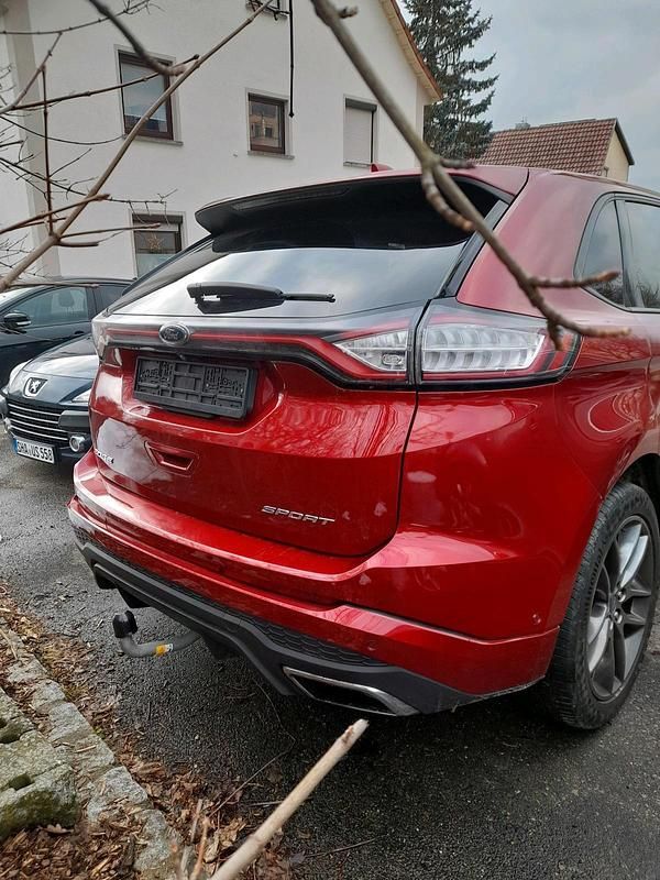 Gebraucht Ford Edge 211 PS (155 kW) 2017 Rot SUV