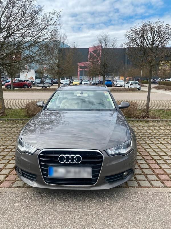 Gebraucht Audi A6 204 PS (150 kW) 2012 Braun Kombi