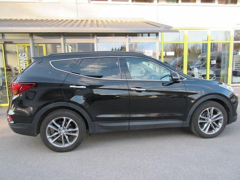 Gebraucht Hyundai Santa Fe Premium 200 PS (147 kW) 2017 Schwarz SUV