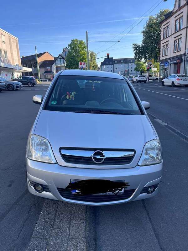 Grau Gebraucht 2008 Opel Meriva Van / Kleinbus | 3.600 € (Fairer Preis) - Bild 1/4