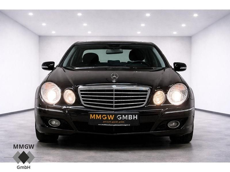 Gebraucht Mercedes E200 136 PS (100 kW) 2007 Schwarz Limousine