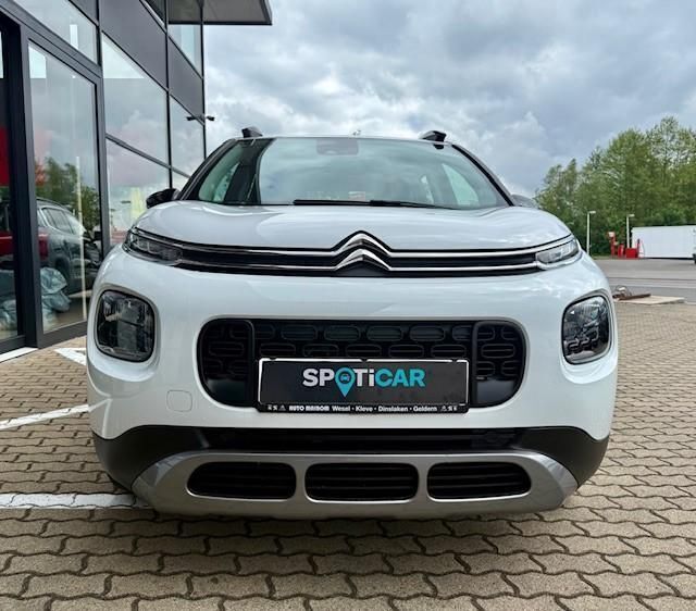 Lackierung weiss summit white/ Gebraucht 2017 Citroën C3 Aircross Feel SUV | 11.190 € (Etwas zu teuer) - Bild 1/4