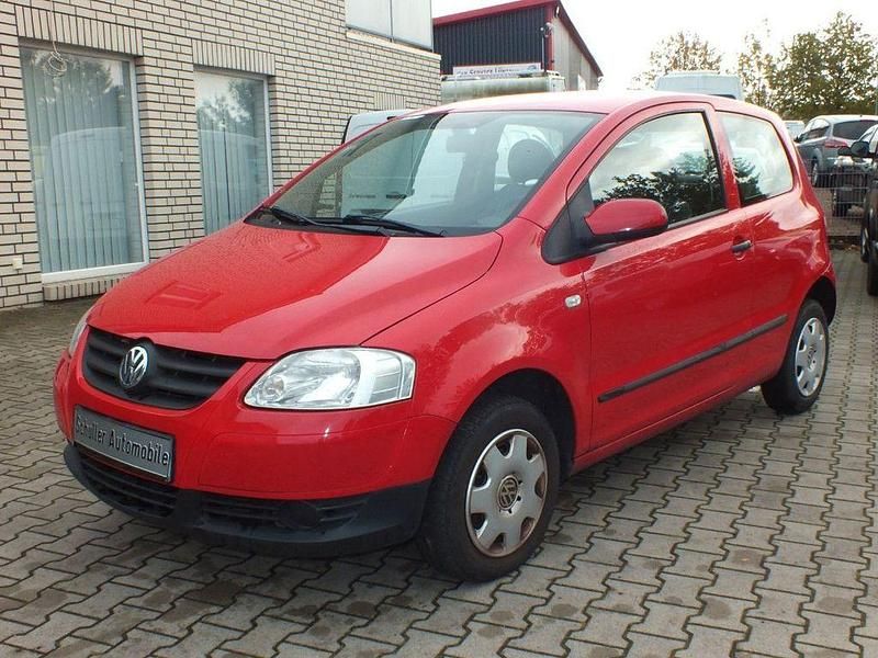 Rot Gebraucht 2006 VW Fox Kleinwagen | 590 € (Superpreis) - Bild 1/4