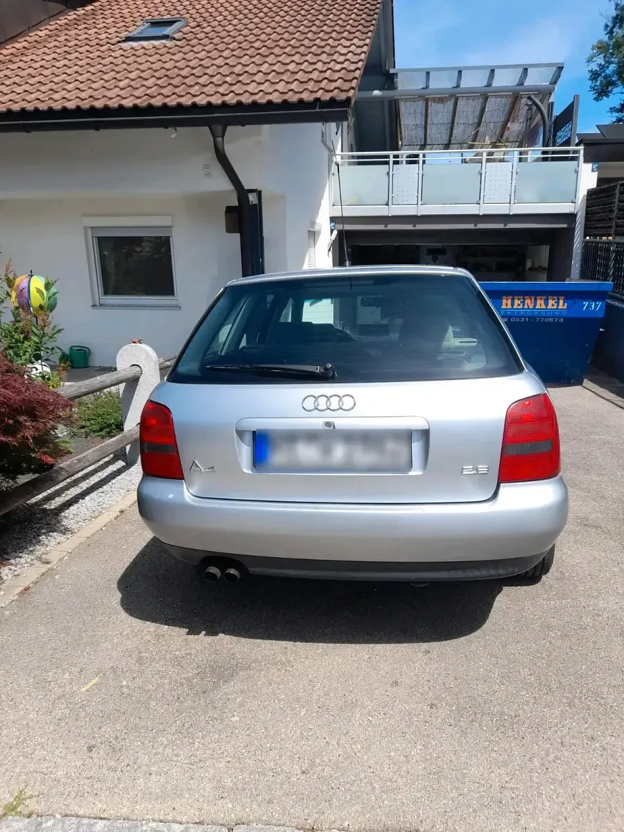 Gebraucht Audi A4 150 PS (110 kW) 1996 Silber Kombi