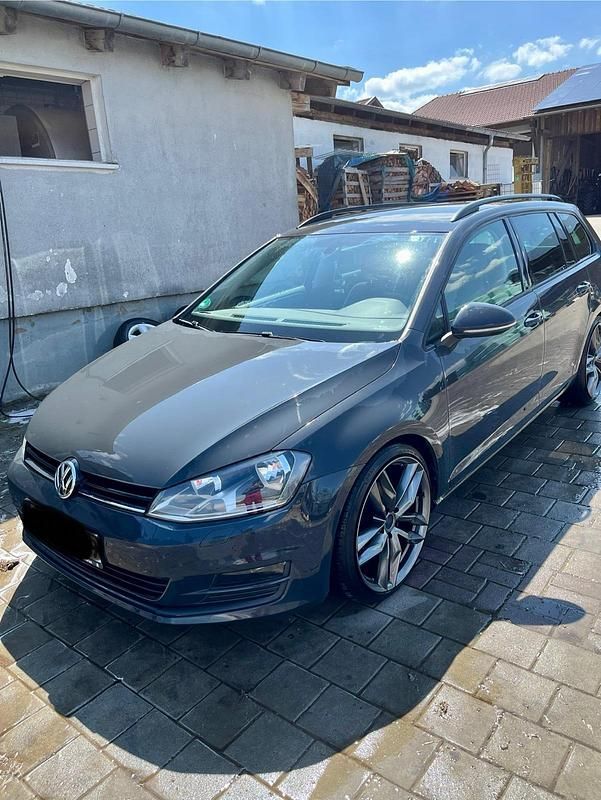 Grau Gebraucht 2013 VW Golf VII Kombi | 6.000 € (Superpreis) - Bild 1/4