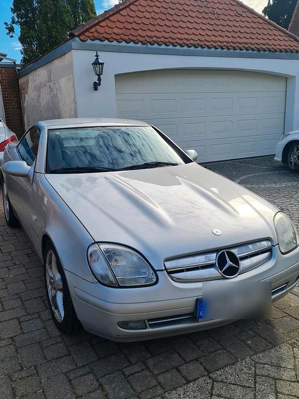 Silber Gebraucht 1997 Mercedes SLK230 Cabrio | 2.999 € (Guter Preis) - Bild 1/4