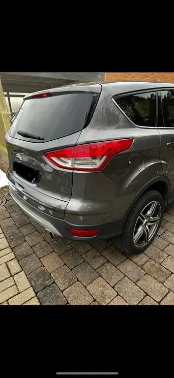 Gebraucht Ford Kuga Individual 150 PS (110 kW) 2013 Grau SUV