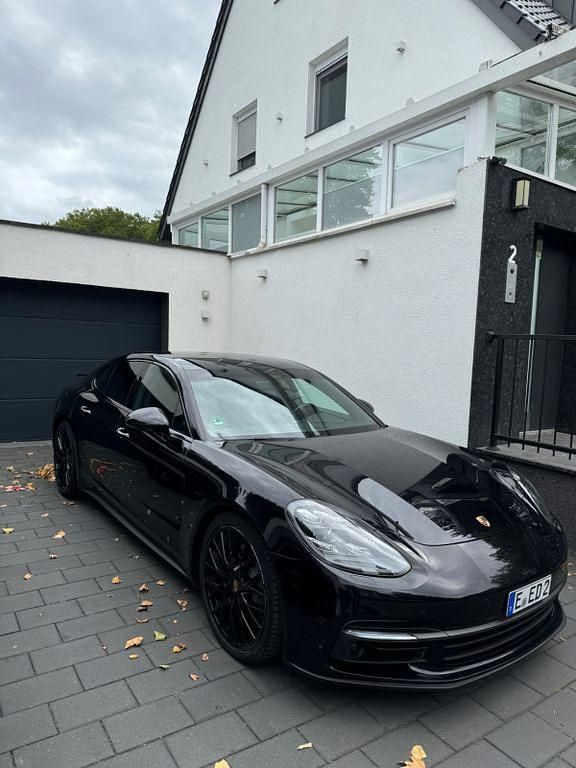 Schwarz Gebraucht 2017 Porsche Panamera 4S Limousine | 61.500 € (Fairer Preis) - Bild 1/4