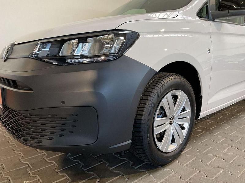 Gebraucht VW Caddy 116 PS (85 kW) 2024 Candyweiß Van / Kleinbus