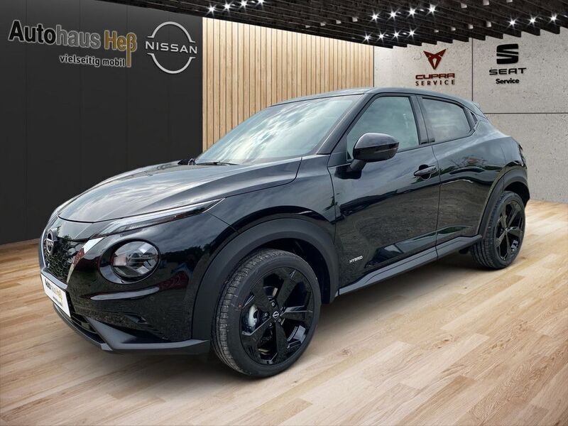 Silver (m) Gebraucht 2024 Nissan Juke Tekna SUV | 26.990 € (Etwas zu teuer) - Bild 1/4